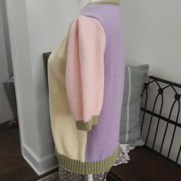 Colorblock Spring Cardigan - Picture 2 of 5